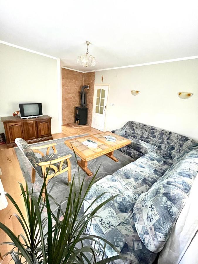 Underwoods Zabljak Guesthouse Ngoại thất bức ảnh