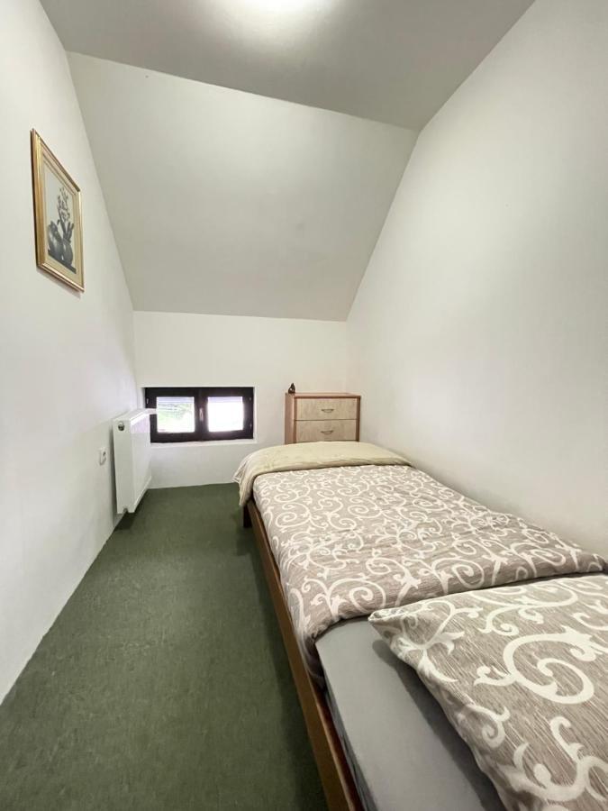 Underwoods Zabljak Guesthouse Ngoại thất bức ảnh