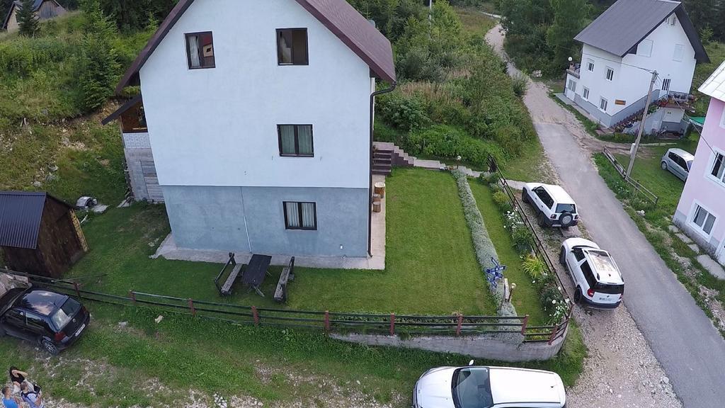 Underwoods Zabljak Guesthouse Ngoại thất bức ảnh